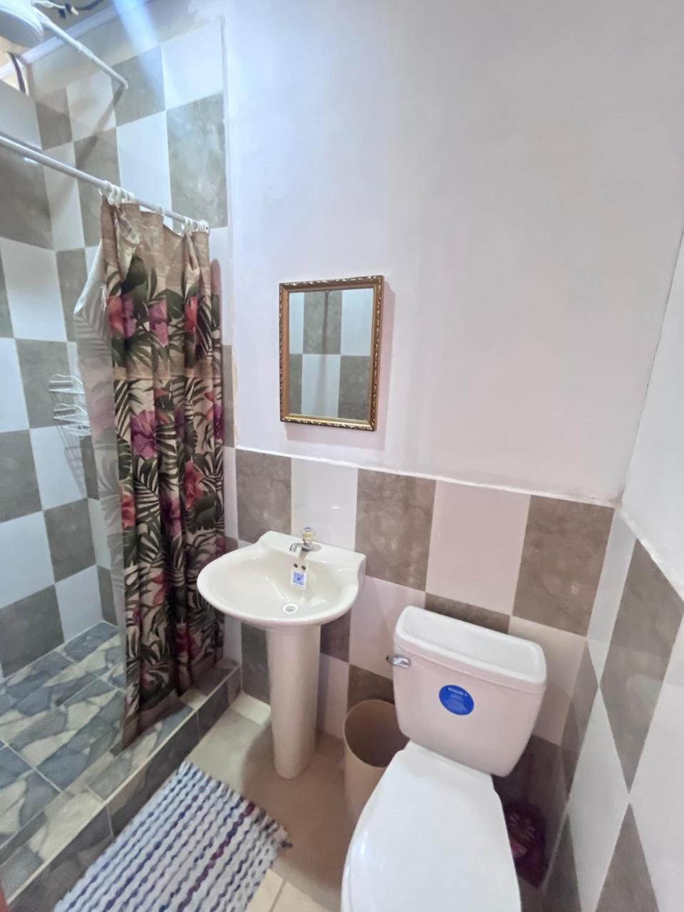Mar Caribe Pv Hotell Puerto Viejo de Talamanca Eksteriør bilde