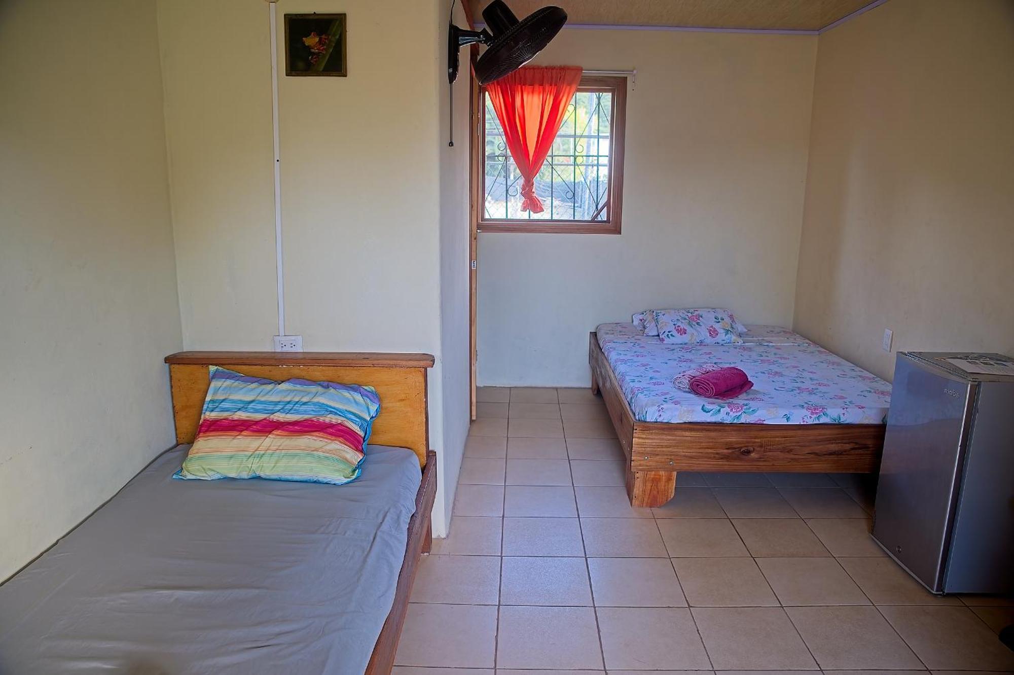 Mar Caribe Pv Hotell Puerto Viejo de Talamanca Eksteriør bilde