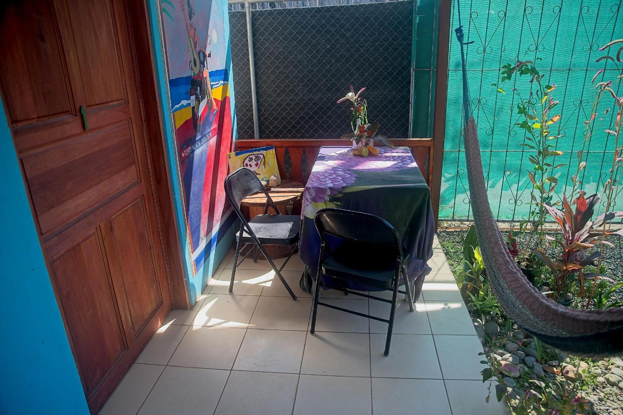 Mar Caribe Pv Hotell Puerto Viejo de Talamanca Eksteriør bilde